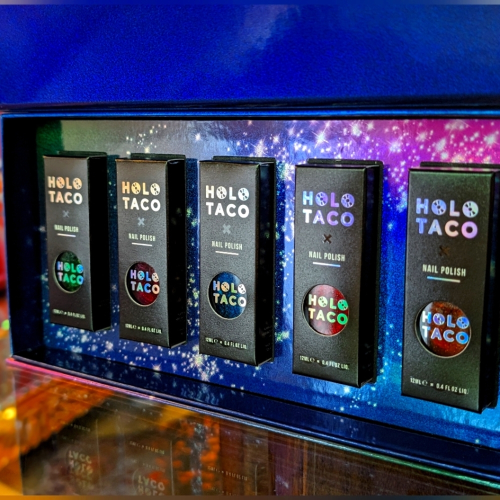 Holo Taco Magnetic Magic Collection UNOPENED w/Magnet
